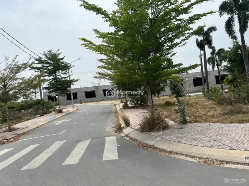 Đất Nền Mt Nguyễn Trung Trực, Long Cang, 100M2, Sổ Riêng, Lh 0866775***