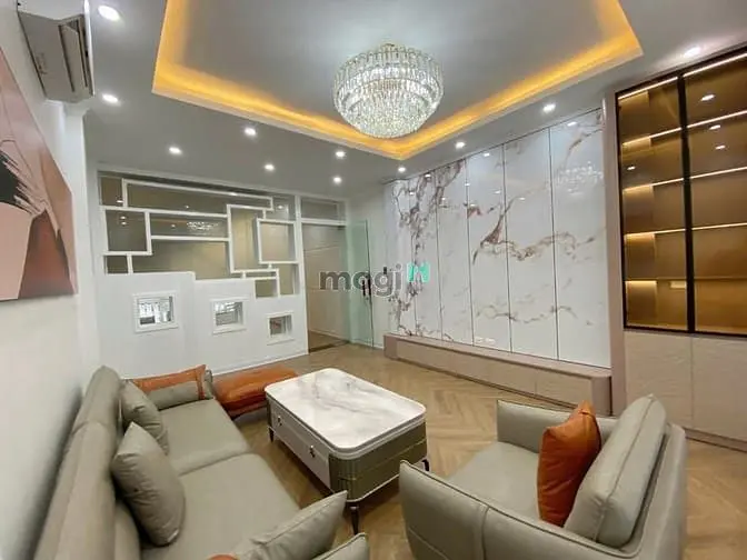 6037519 ảnh đại diện 1