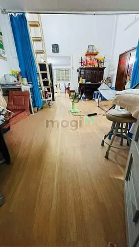 Hẻm Ôtô Vào Nhà Lô Góc Quận Phú Nhuận.