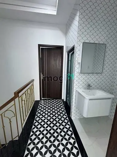 Siêu Phẩm Hiếm - Nhà Đẹp Ngay Ngã Ba Lã Xuân Oai