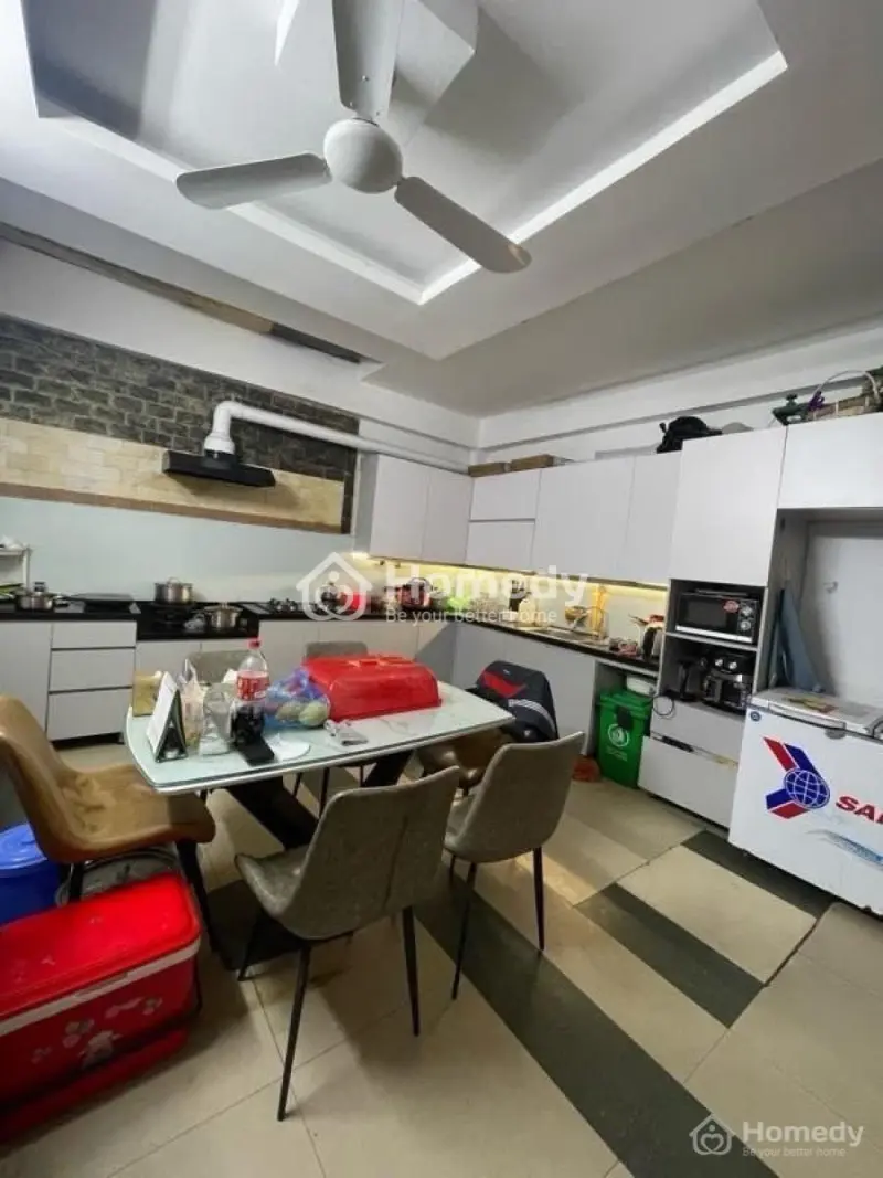 Nhà Kinh Doanh, Gara Ô Tô 7 Chỗ. Trung Tâm Quận Cầu Giấy. 6 Tầng, Dt 74M2, Mt 4.5M. Giá 22.8 Tỷ