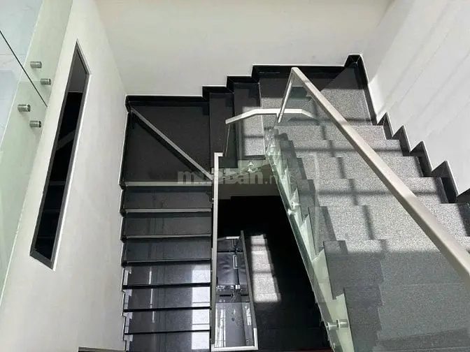 Chính Chủ Bán Nhà Hẻm 6 Mét 182M Lê Thị Bạch Cát, P11, Q11