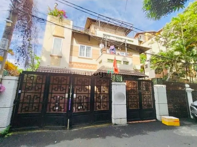 Bán Nhà Biệt Thự 3 Lầu Rẻ (13X19) Dương Quảng Hàm P6 Gò Vấp