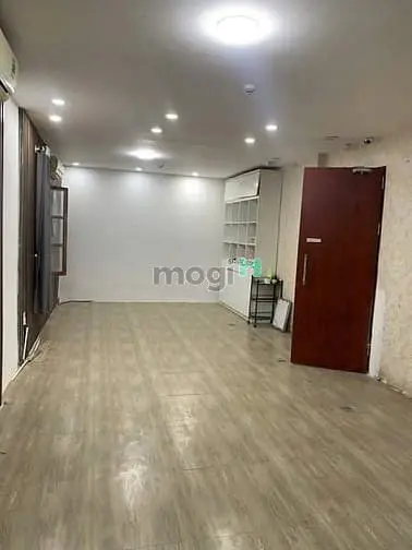 Cho Thuê Nhà Ngõ 463 Phạm Văn Đồng 82M X 4T Ô Tô Đỗ Cửa Nhà Được Gia