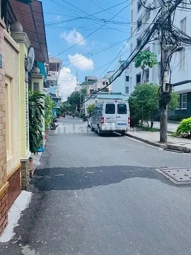 6037747 ảnh đại diện 1