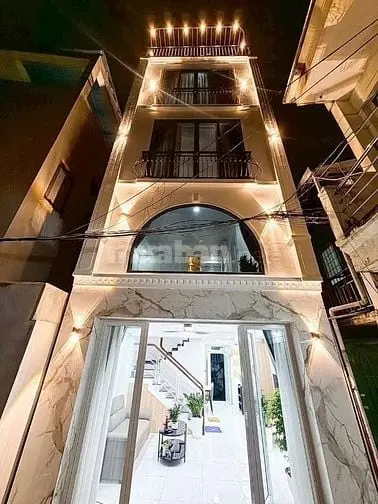 6037715 ảnh đại diện 1