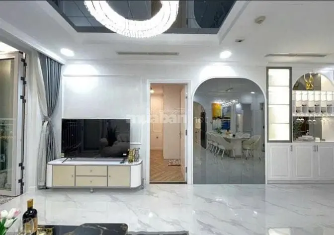 Căn Hộ Cao Cấp Thượng Lưu 40 Tầng -2Pn Riêng , Hồ Bơi Tràn Bờ, Sổ Hồng