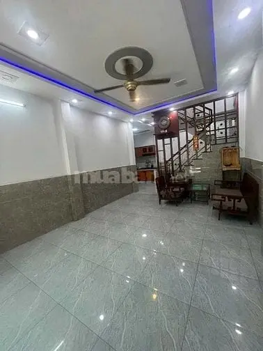 6037883 ảnh đại diện 1