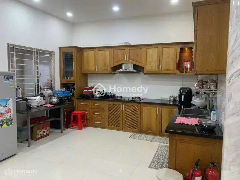 Nhà Phố Conic Vị Trí Cực Đẹp Dt 140M2 (7X20) Xây 1 Trệt 2 Lầu Giá 12.5 Tỷ.