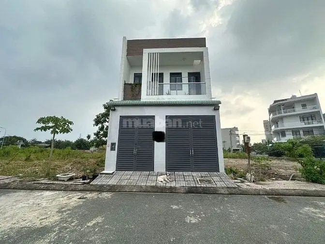 • 💎 Nhà 2 Tầng – 84M² – Hxh Thông – Long Trường – 6 Tỷ 5 • Diện Tích: