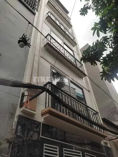 6037895 ảnh đại diện 1