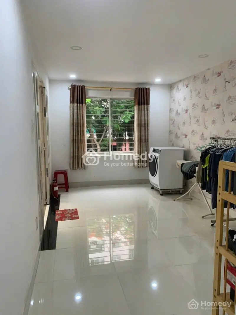 Nhà Phố Conic Vị Trí Cực Đẹp Dt 140M2 (7X20) Xây 1 Trệt 2 Lầu Giá 12.5 Tỷ.
