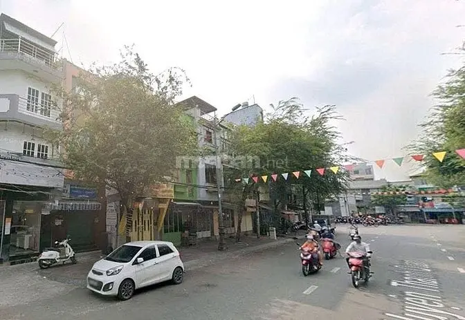 Bán Nhà Mặt Tiền Bà Huyện Thanh Quan, 11X15,8M, Có Hđ Thuê 5 Năm