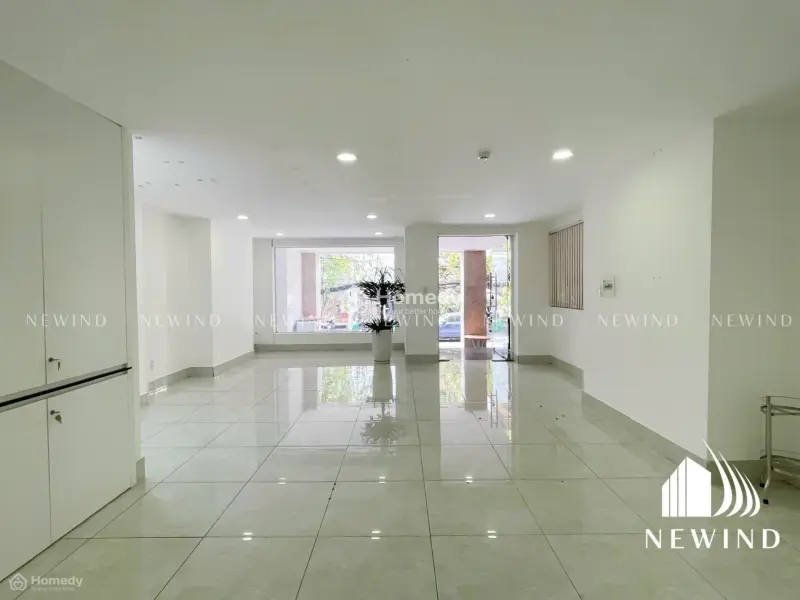 Mặt Bằng Kinh Doanh , Ngay Trung Tâm Quận 7, Tp. Hcm