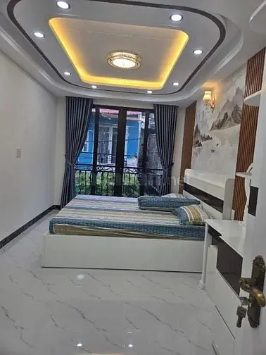 Nhà Mới, Sạch Sẽ Đường Phạm Ngũ Lão, Quận 1 Đang Bán Gấp Hẻm Xe Hơi