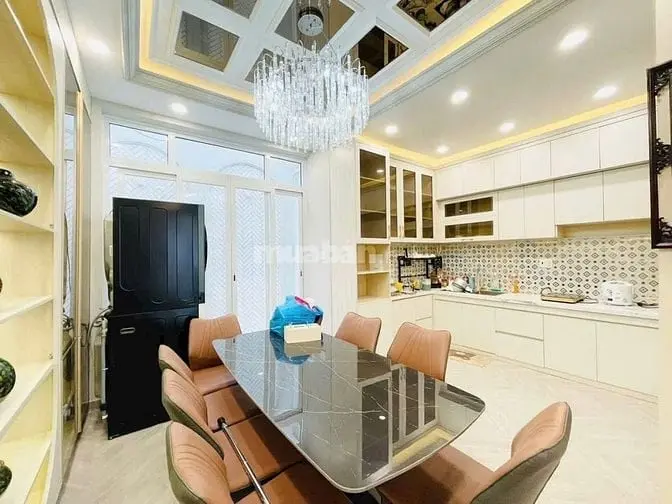 6038177 ảnh đại diện 1
