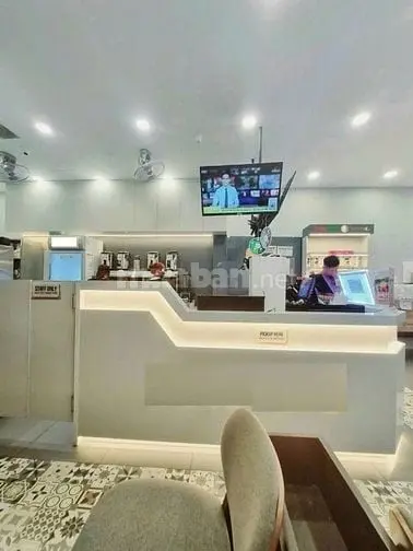 Cho Thuê Nhà Mặt Tiền Bạch Đằng B, P.2, Q.tân Bình Giá 25Tr