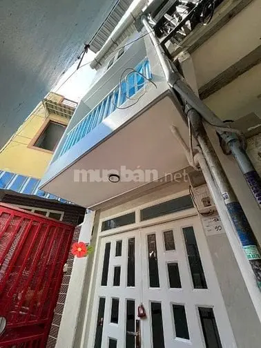 Cần Bán Gấp Nhà Mới, Tuyệt Đẹp, 1Trệt, 2 Lầu, Hẻm 330 Âu Dương Lân, P3