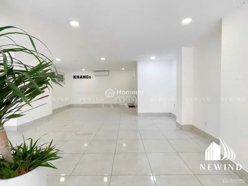 Mặt Bằng Kinh Doanh , Ngay Trung Tâm Quận 7, Tp. Hcm