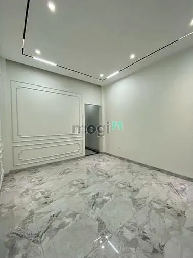 Bán Gấp Nhà Phân Lô - Ô Tô Tránh - Cầu Giấy