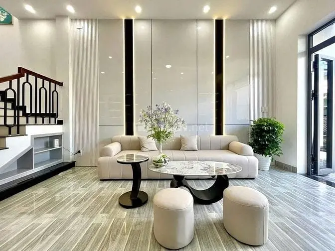 6038318 ảnh đại diện 1