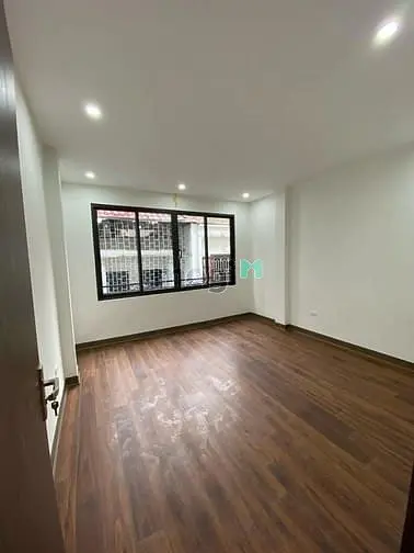 Bán Gấp Nhà Phân Lô - Ô Tô Tránh - Cầu Giấy