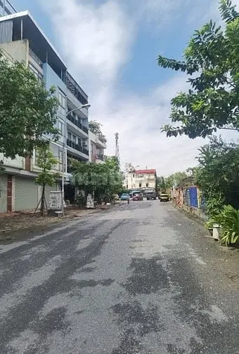 Bán Đất Vũ Đức Thận, Ô Tô Tránh, Vỉa Hè Kd. Dt 51 M2, Mt 4M. Giá 11 Tỷ
