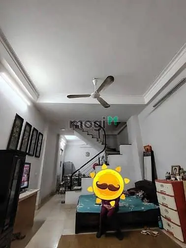 Nhà Ô Cách 45M2- 3 Tầng- 3 Phòng Ngủ- 5.9 Tỷ , Gần Bệnh Viện Đức Giang