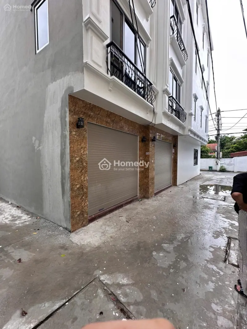 🏡 Bán Nhà Mới 5 Tầng –Mặt Phố & Ô Tô Đỗ Trước Nhà