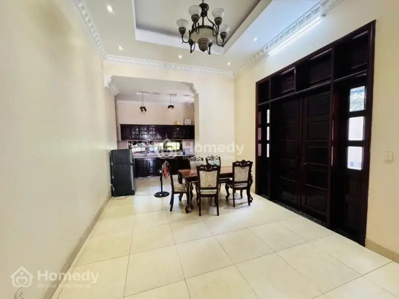 Bán Biệt Thự 493M² Trung Tâm Dĩ An,Gần Phạm Văn Đồng,Đẳng Cấp Châu Âu