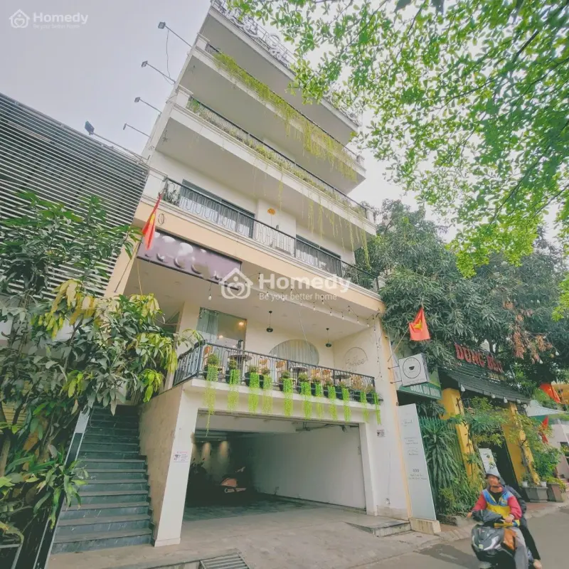 Siêu Phẩm Mặt Phố Tây Hồ - Tòa Nhà Chdv 7 Tầng - View Hồ Tây _ Mặt Tiền Rộng