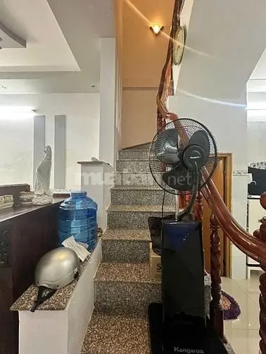 Bán Nhà Đẹp Ngay Tại Bình Chánh Giá 710Tr