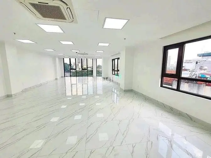 Toàn Nhà Văn Phòng Hoàng Quốc Việt - Cầu Giấy