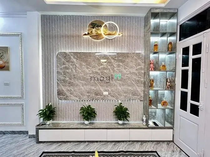 Cần Bán Gấp Nhà Đẹp Hoàng Mai - Full Nội Thất