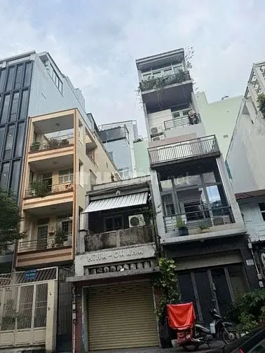 Mt 22 Trần Đình Xu, Q1. Dt 3.6X20M, 5 Tầng. Hhmg