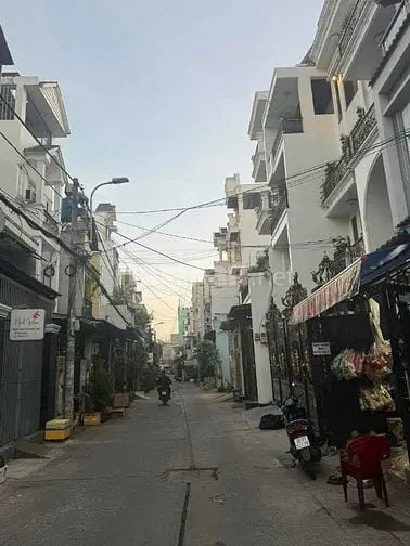 Bán Nhà Đẹp Bình Tân 1 Trệt 2 Lầu Giá 680Tr