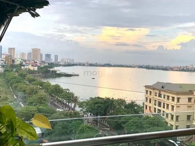 Bán Căn Hộ Chung Cư Cao Cấp Cầu Giấy View Hồ Tây, Ful Nội Thất, 5.2 Tỷ