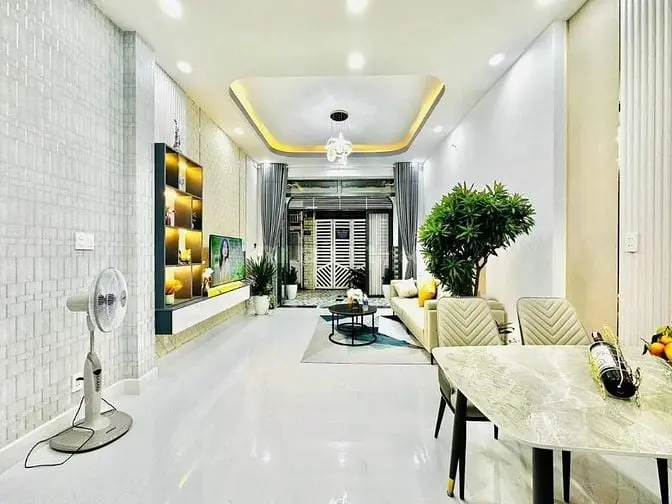Cần Thanh Lý Gấp Nhà Đường Tạ Uyên, Phường 15, Quận 5.