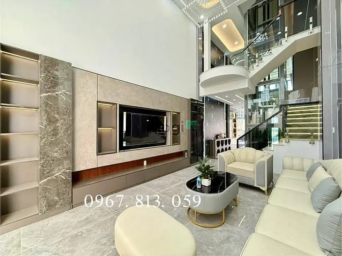 Nhà Có Thang Máy, Dt:4X23M, Lửng, 3Lầu, 4Pn, 6Vs, Gara Ô Tô, S/Thượng