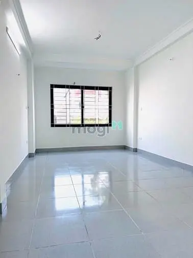 Bán Nhà Phố Đức Giang 40M2- 4 Tầng- 8.5 Tỷ, Lô Góc, Dân Xây, Ô Tô