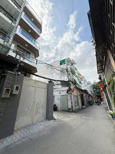 ⭐️Bán Tòa Nhà 6 Lầu, Căn Hộ Dịch Vụ Góc 3 Mặt Hẻm 6M Chu Văn An, P12