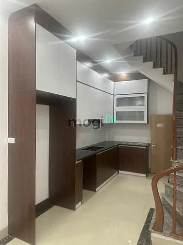 Bán Nhà Phố Hoa Lâm 30M2- 5 Tầng- 6 Tỷ, Gần Ô Tô, Bigc Long Biên