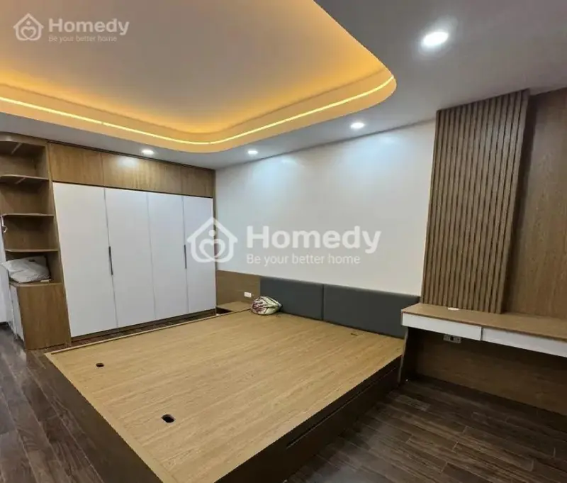 Chính Chủ Bán Gấp Nhà Cầu Giấy Để Mua Biệt Thự, Nhà 50M2, 6 Tầng, Giá 15.6 Tỷ.