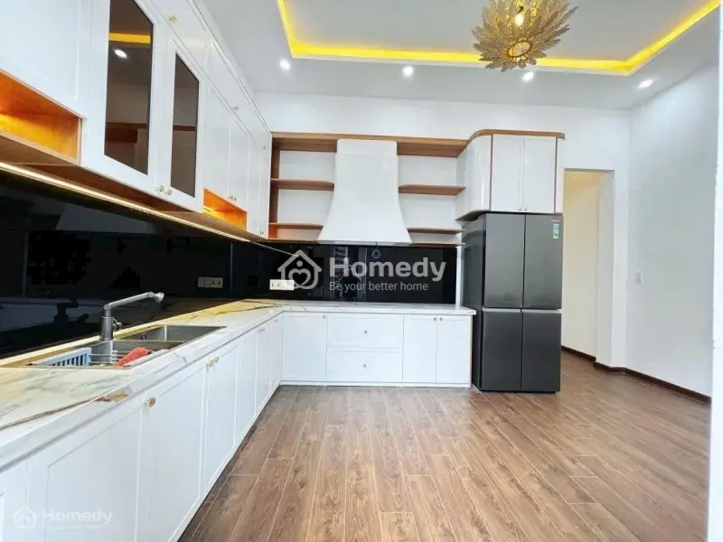 Chủ Định Cư Nước Ngoài - Bán Nhà Trong Tháng 9 - 850 Triệu - Sổ Riêng