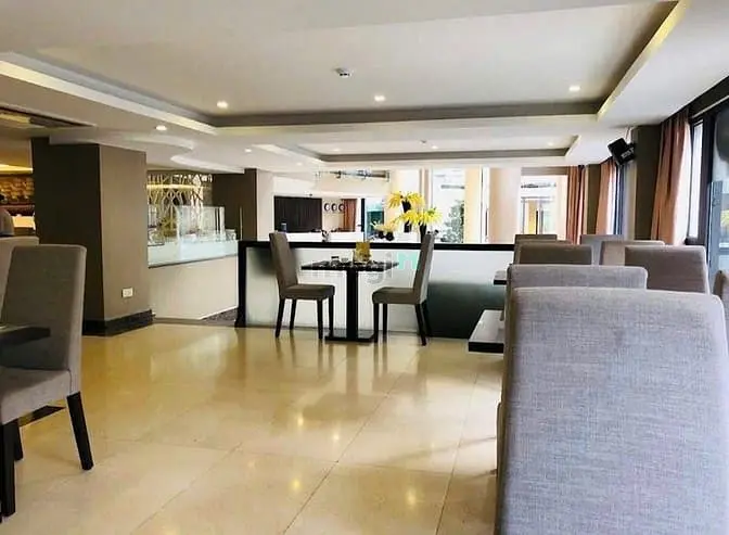 Tn 1.5 Tỷ/Tháng! Bán Khách Sạn 3 Sao Cao Cấp 2 Mt Ngay Sân Bay, Q.tb.