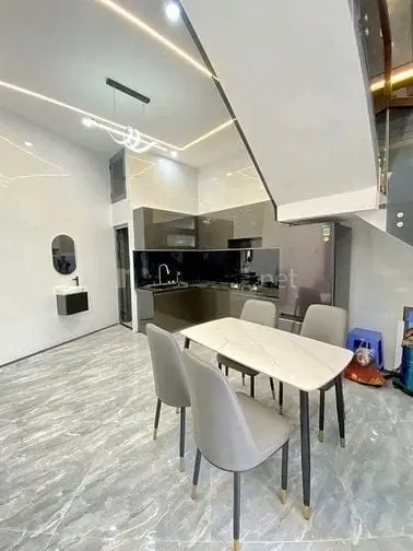 Cần Tiền Cho Con Du Học Cần Bán Gấp Nhà Lý Thái Tổ Giá 2 Tỷ 350 Shr