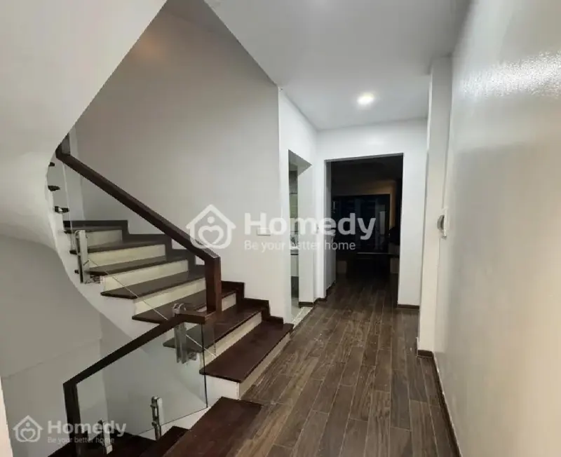 Chính Chủ Bán Gấp Nhà Cầu Giấy Để Mua Biệt Thự, Nhà 50M2, 6 Tầng, Giá 15.6 Tỷ.
