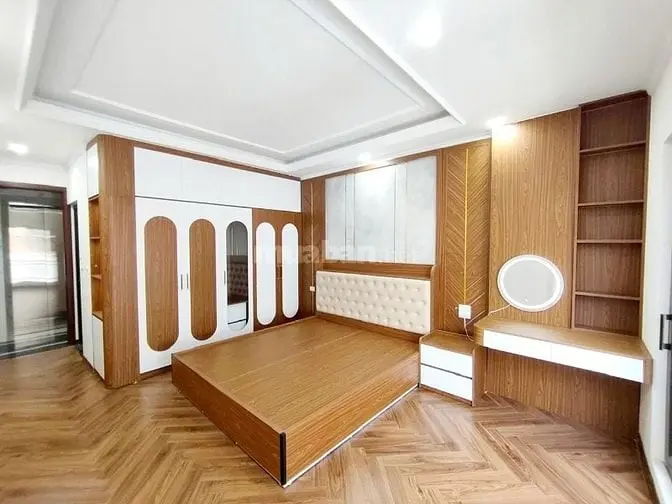 Bán Nhà Phố Tây Sơn Ô Tô Đỗ, Thang Máy, Dt 42M2, 6T, Mt 4M, Ở Ngay.