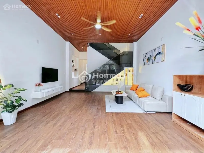 Chủ Định Cư Nước Ngoài - Bán Nhà Trong Tháng 9 - 850 Triệu - Sổ Riêng