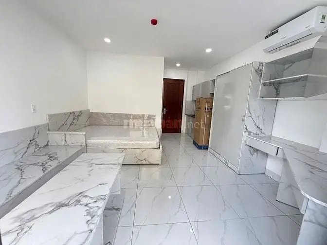 ⭐️Bán Tòa Nhà 6 Lầu, Căn Hộ Dịch Vụ Góc 3 Mặt Hẻm 6M Chu Văn An, P12